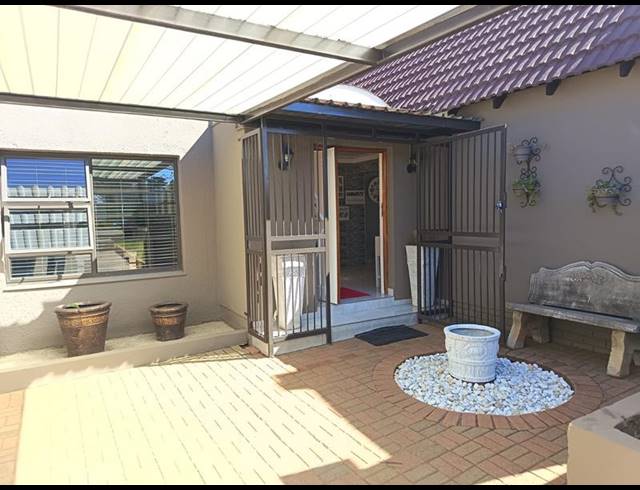 4 BEDROOM HOUSE FOR SALE IN BRACKENDOWNS